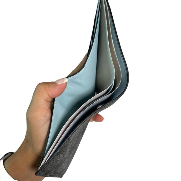 Coach Boxed 3 In 1 Wallet and Trigger valet key fob Gift Set - Picture 10 of 12